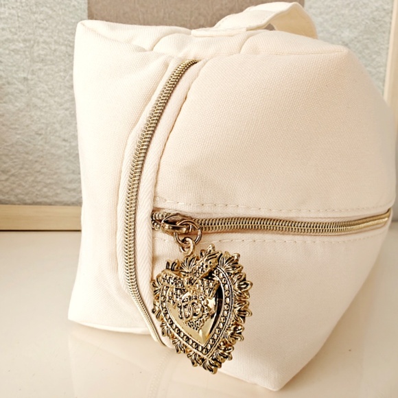 New Dolce & Gabbana Beauty Devotion Ivory Off White Cosmetic Toiletry Travel Bag - Picture 3 of 8